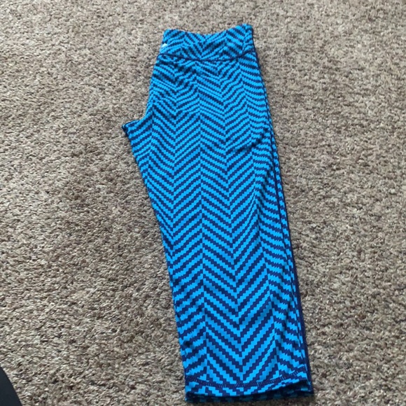 Workout leggings. - Picture 4 of 4